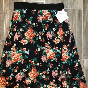 LulaRoe Lola Skirt; NWT!